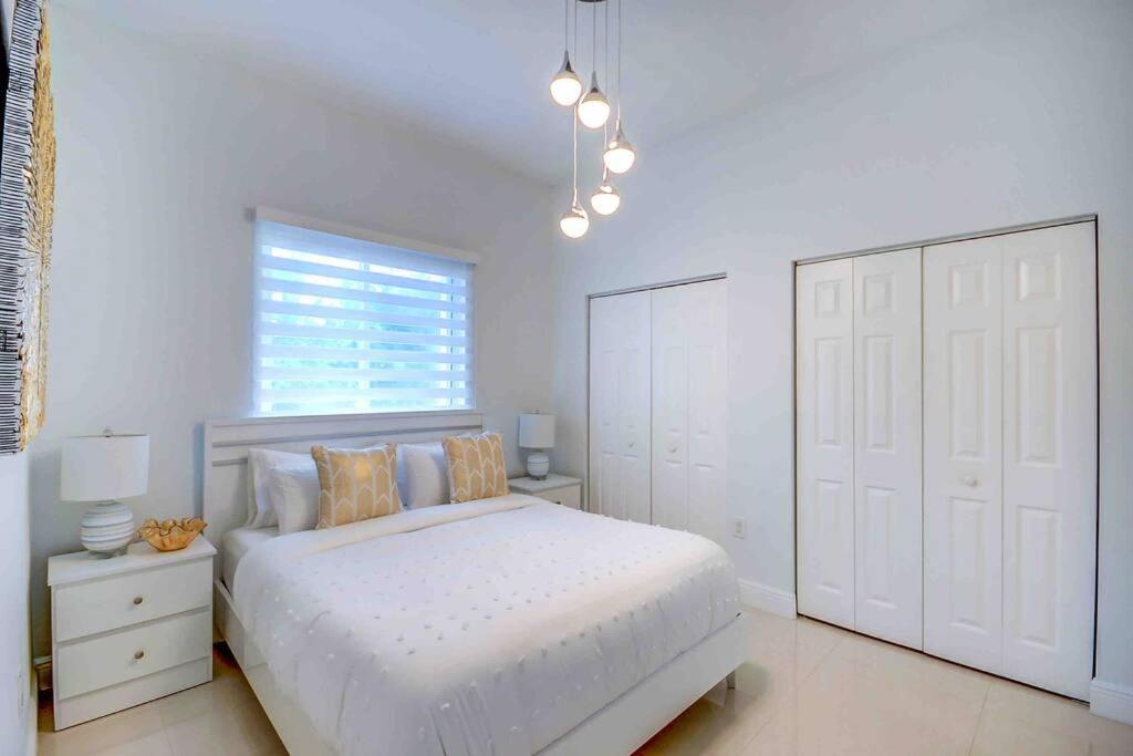קטלר ביי Miami 5Br Villa W Heated Pool, Games & Bbq L01 מראה חיצוני תמונה